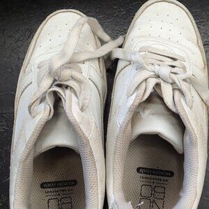 Ladies No Boundaries White Sneakers Size 7